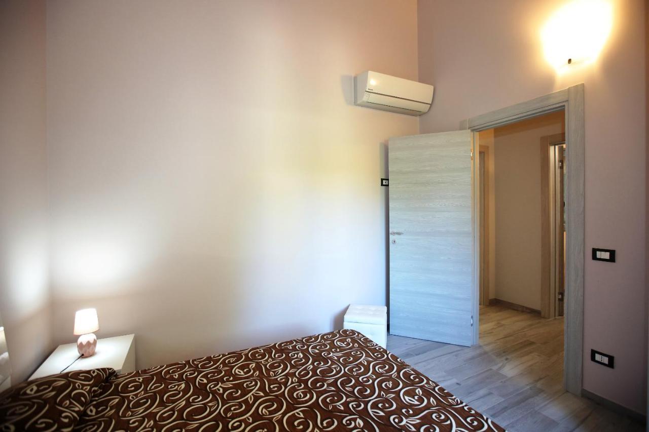 Re Sole La Dependance - Casa Vacanza V E N E R E Avola Extérieur photo